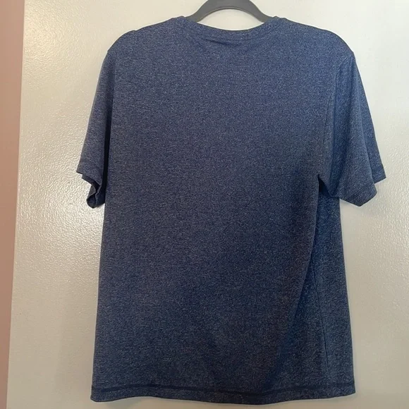 Detroit Tigers athletic shirt 💙 - Picture 3 of 3